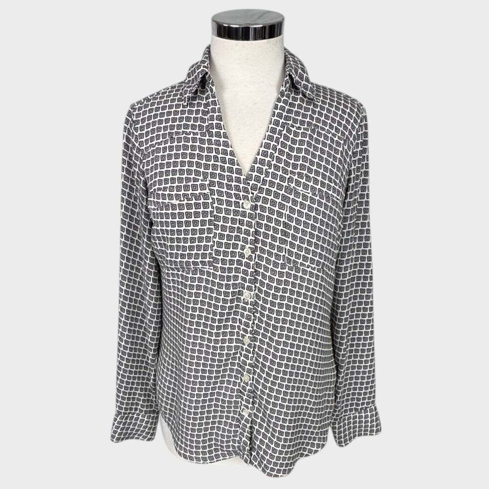 Express The Portofino Shirt Womens Small Button Front Shirt Black Pattern Poly